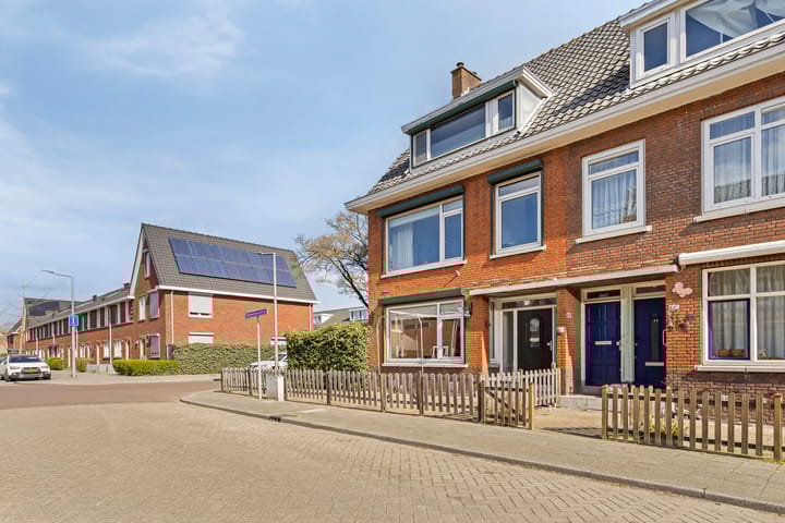 Photo 5 of Nieuwenhoornstraat 42