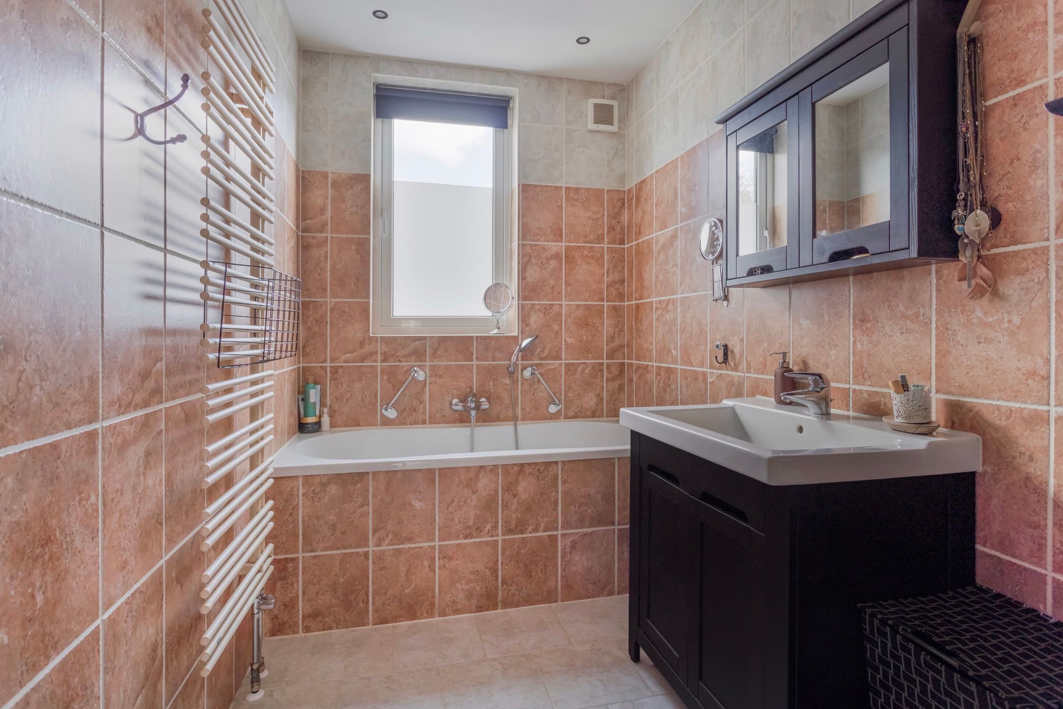 Photo 21 of Nieuwenhoornstraat 42