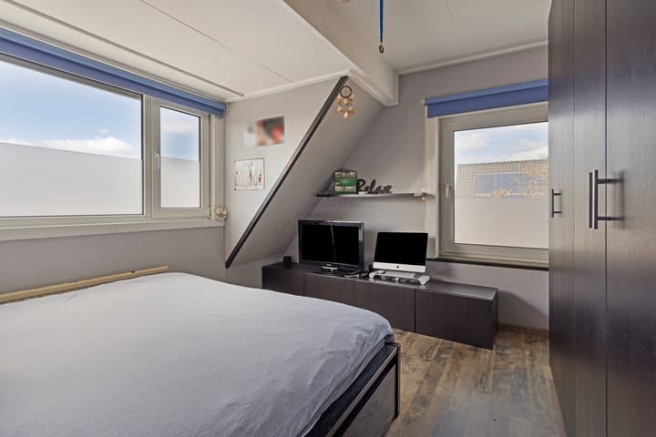 Foto 26 van Nieuwenhoornstraat 42