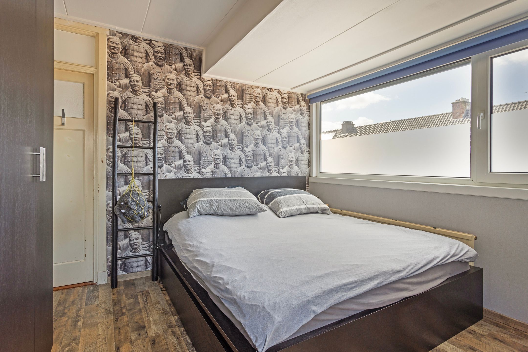 Photo 27 of Nieuwenhoornstraat 42