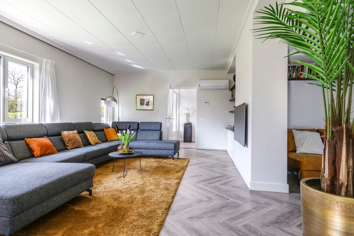 Photo 13 of Julianalaan 5