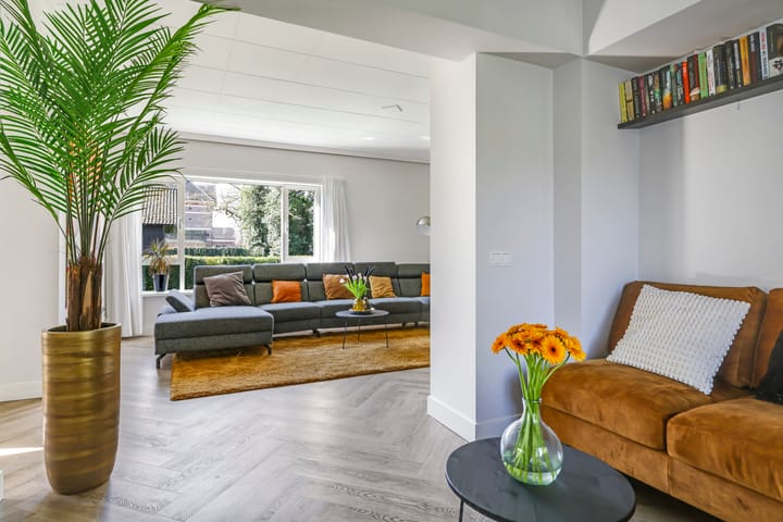 Photo 16 of Julianalaan 5