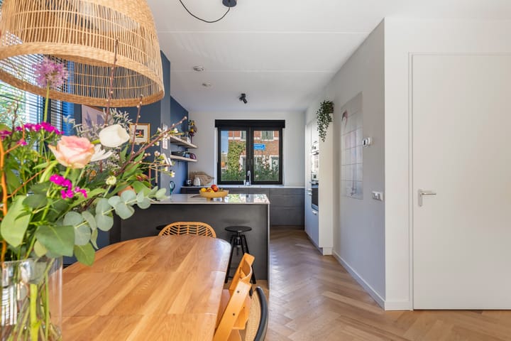 Foto 9 van Gezusters Van Damhof 2