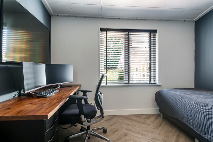 Photo 37 of Julianalaan 5