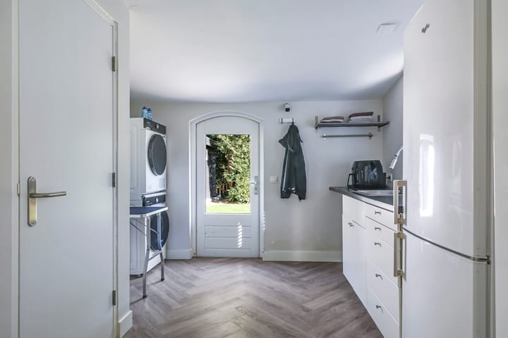 Photo 42 of Julianalaan 5