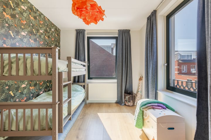 Foto 26 van Gezusters Van Damhof 2