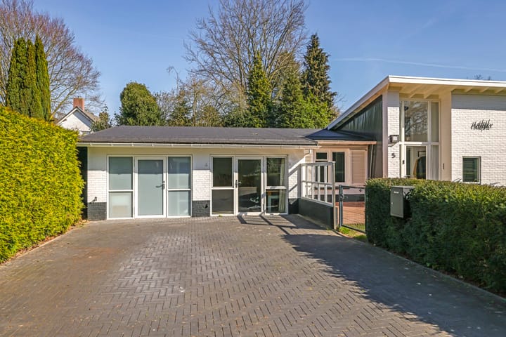 Photo 59 of Julianalaan 5