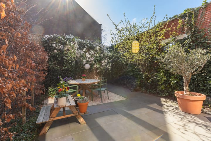 Foto 42 van Gezusters Van Damhof 2