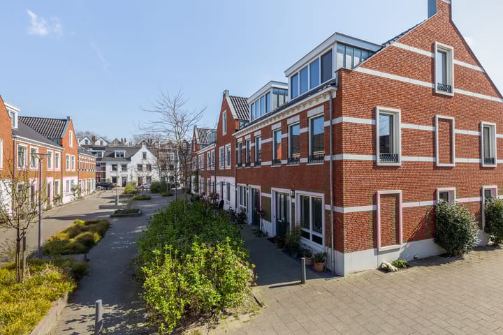 Foto 48 van Gezusters Van Damhof 2