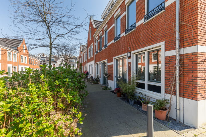 Foto 50 van Gezusters Van Damhof 2