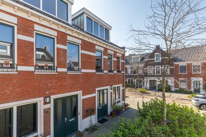 Foto 51 van Gezusters Van Damhof 2