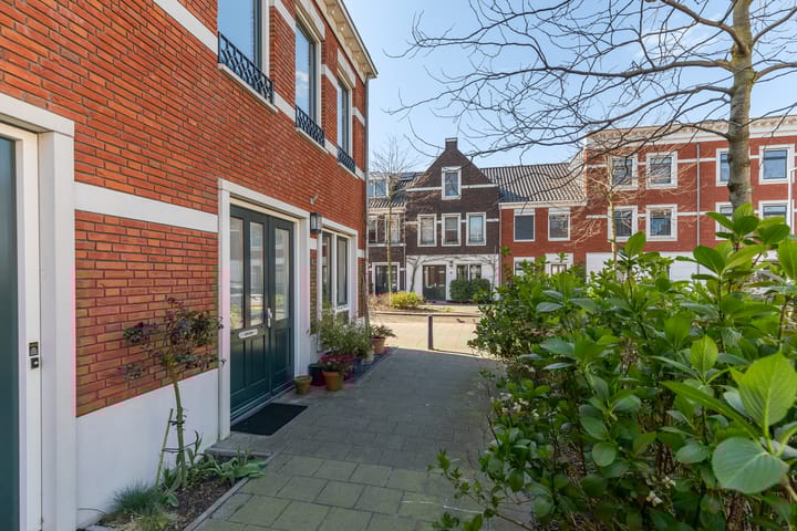 Foto 52 van Gezusters Van Damhof 2