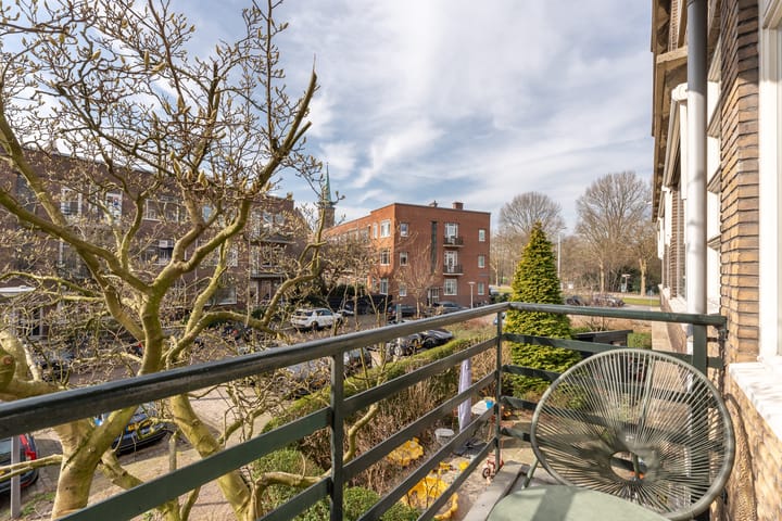 Van Beuningenstraat 8-B