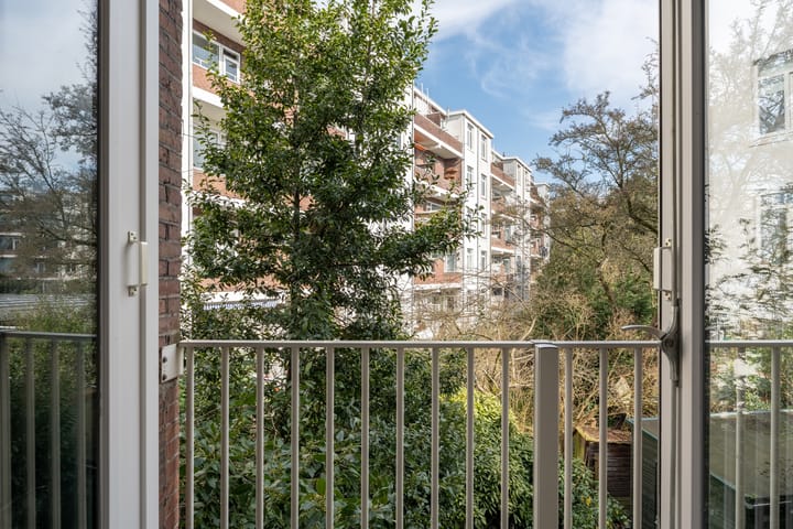 Foto 17 van Van Beuningenstraat 8-B