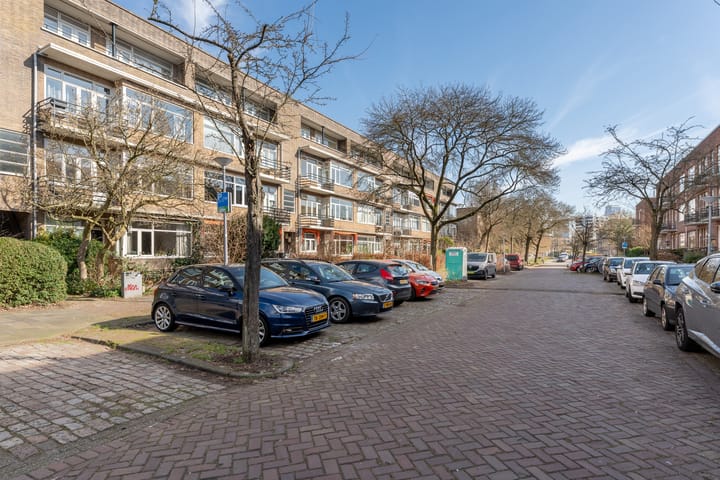 Foto 18 van Van Beuningenstraat 8-B