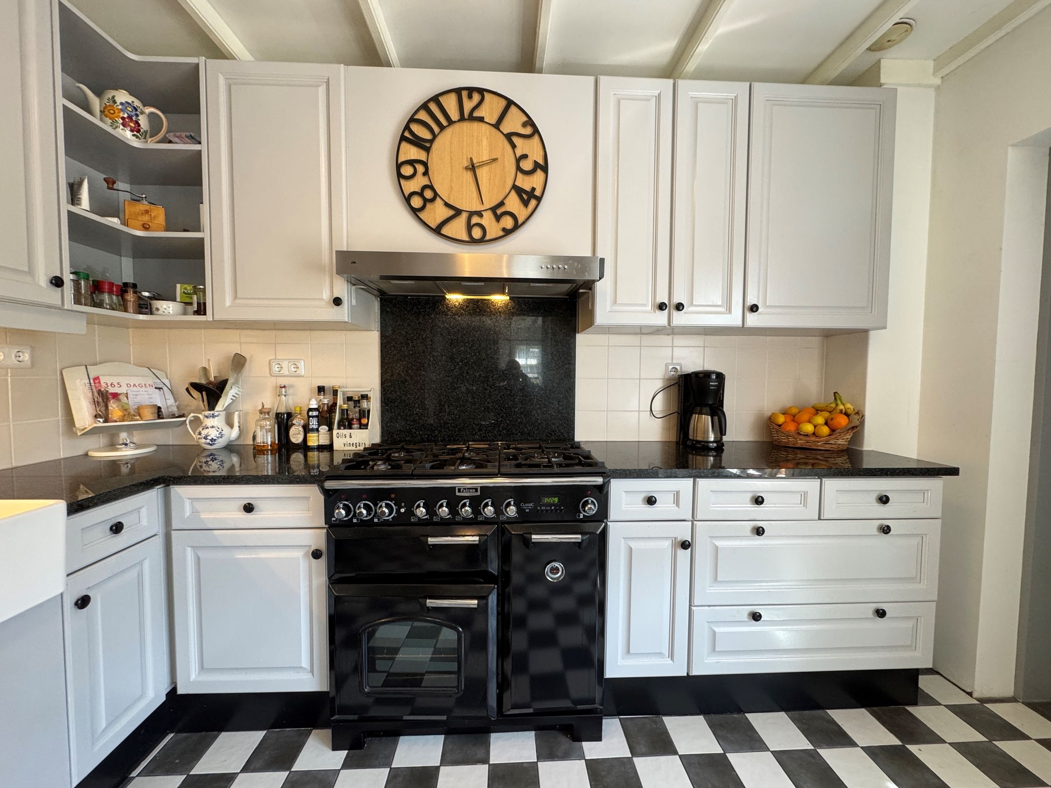 Photo 12 of Sint Jorisstraat 10