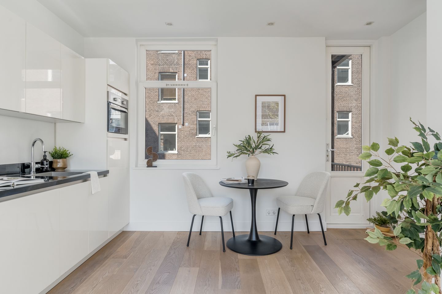 Photo 10 of Blankenstraat 145-1