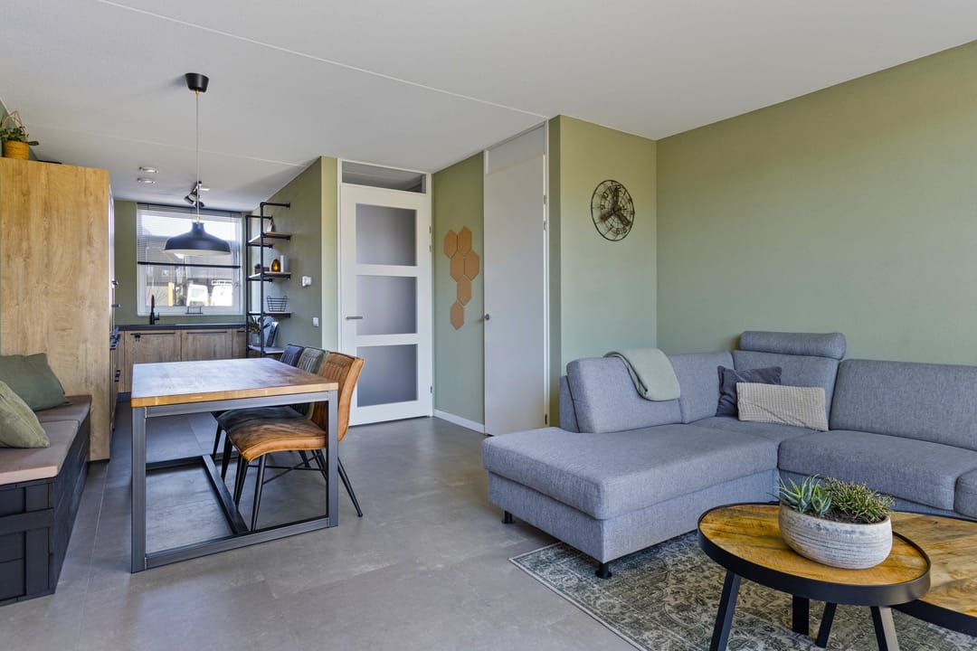 Photo 7 of Pinksterbloemstraat 16