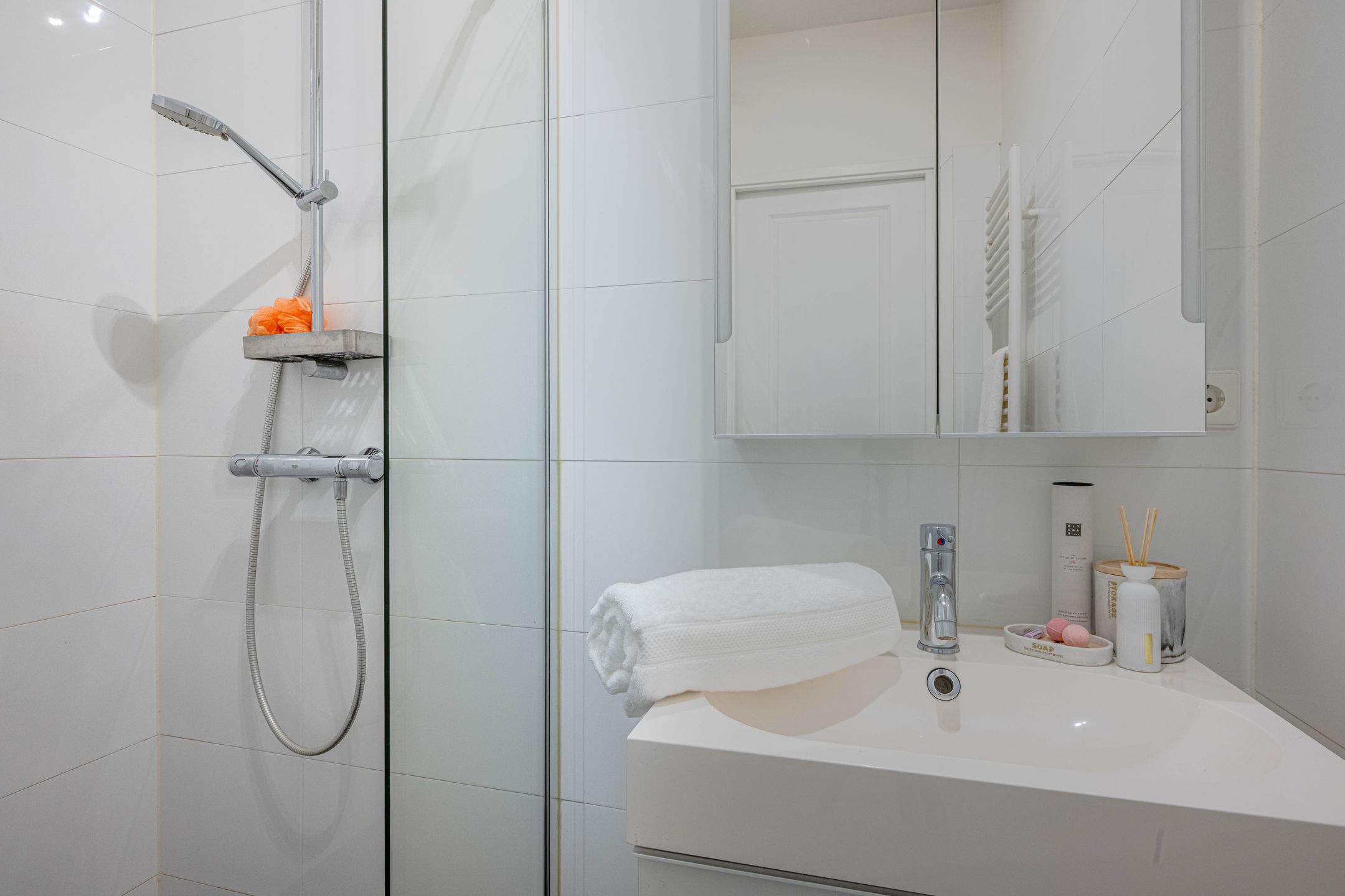 Foto 18 van Oostzeedijk 12-A01