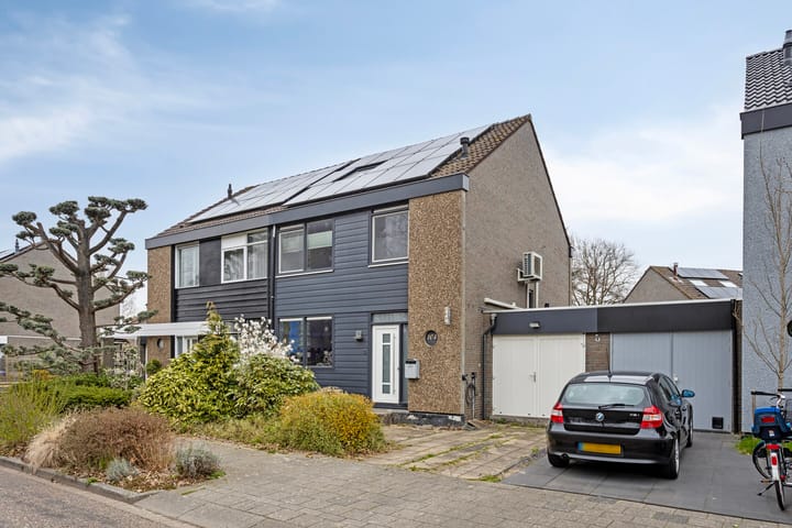 Foto 1 van Populierenlaan 104