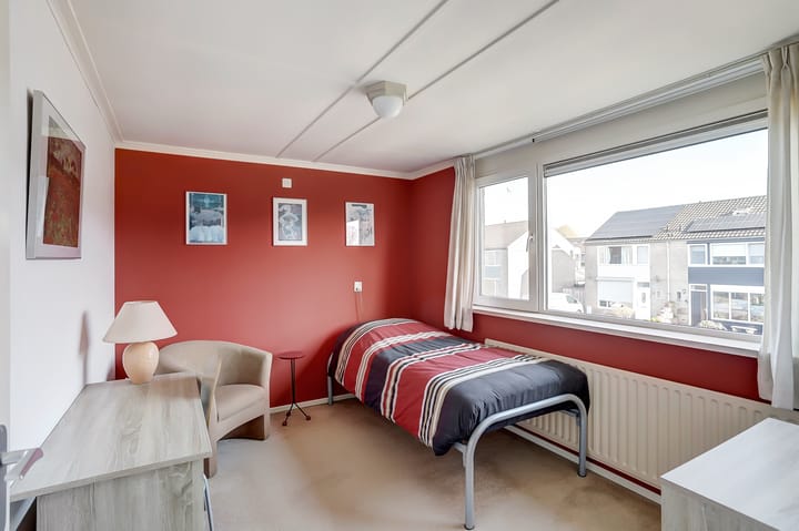 Foto 18 van Pijnboomstraat 18