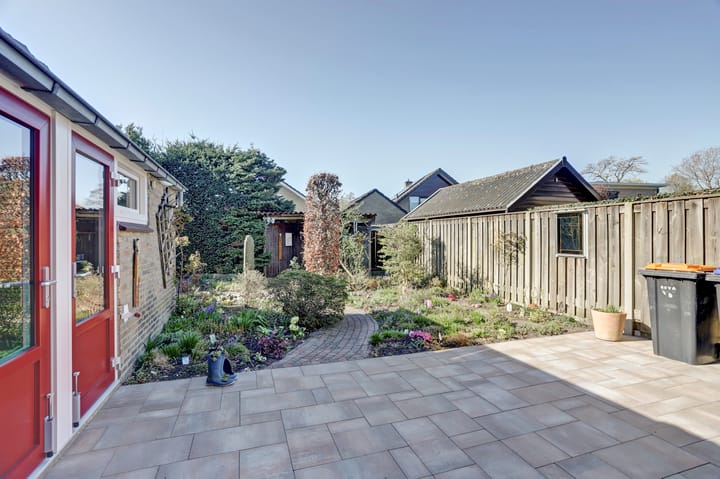 Foto 27 van Pijnboomstraat 18