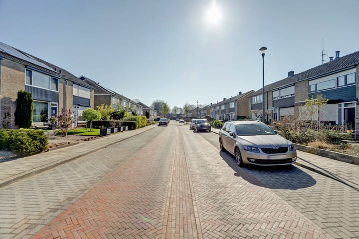 Foto 32 van Pijnboomstraat 18