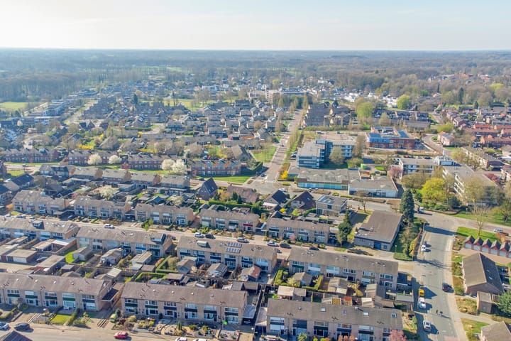 Foto 33 van Pijnboomstraat 18