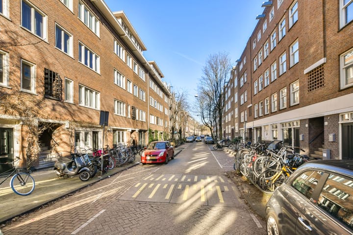 Photo 26 of Cornelis Trooststraat 27-H