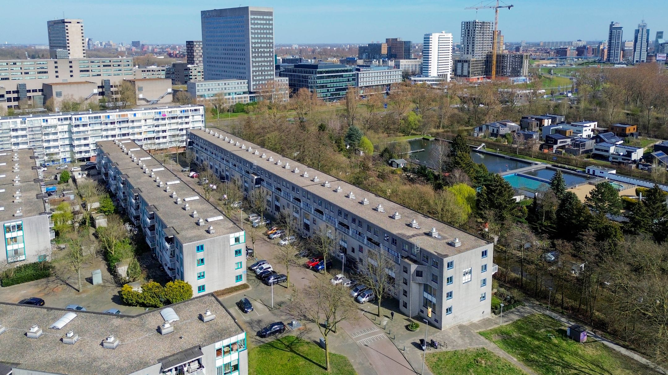 Foto 36 van Herman Bavinckstraat 326