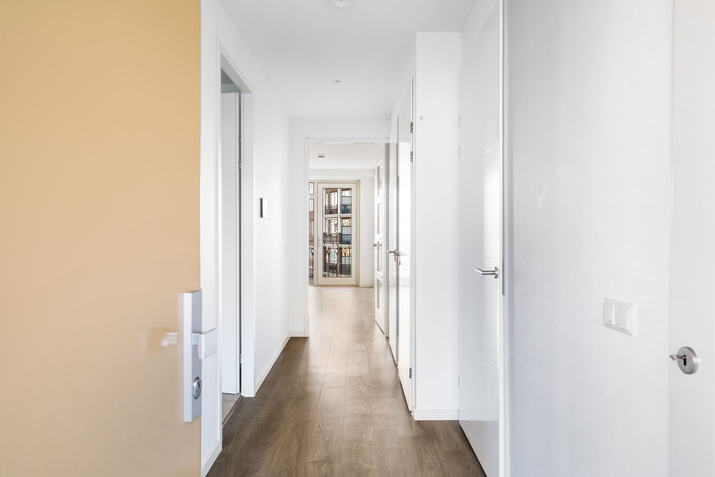 Foto 10 van De Klok 422