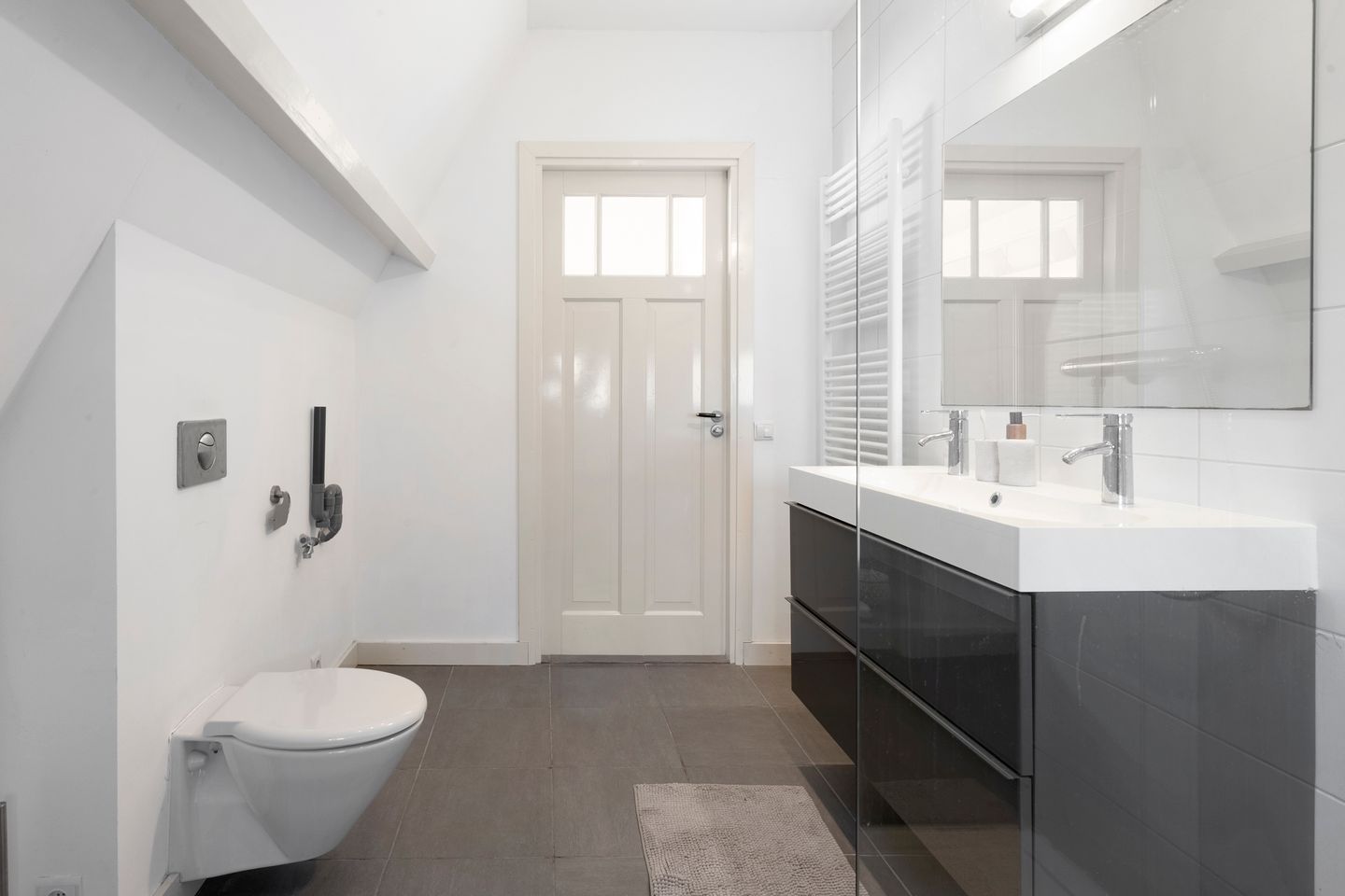 Foto 19 van Julianalaan 301-B