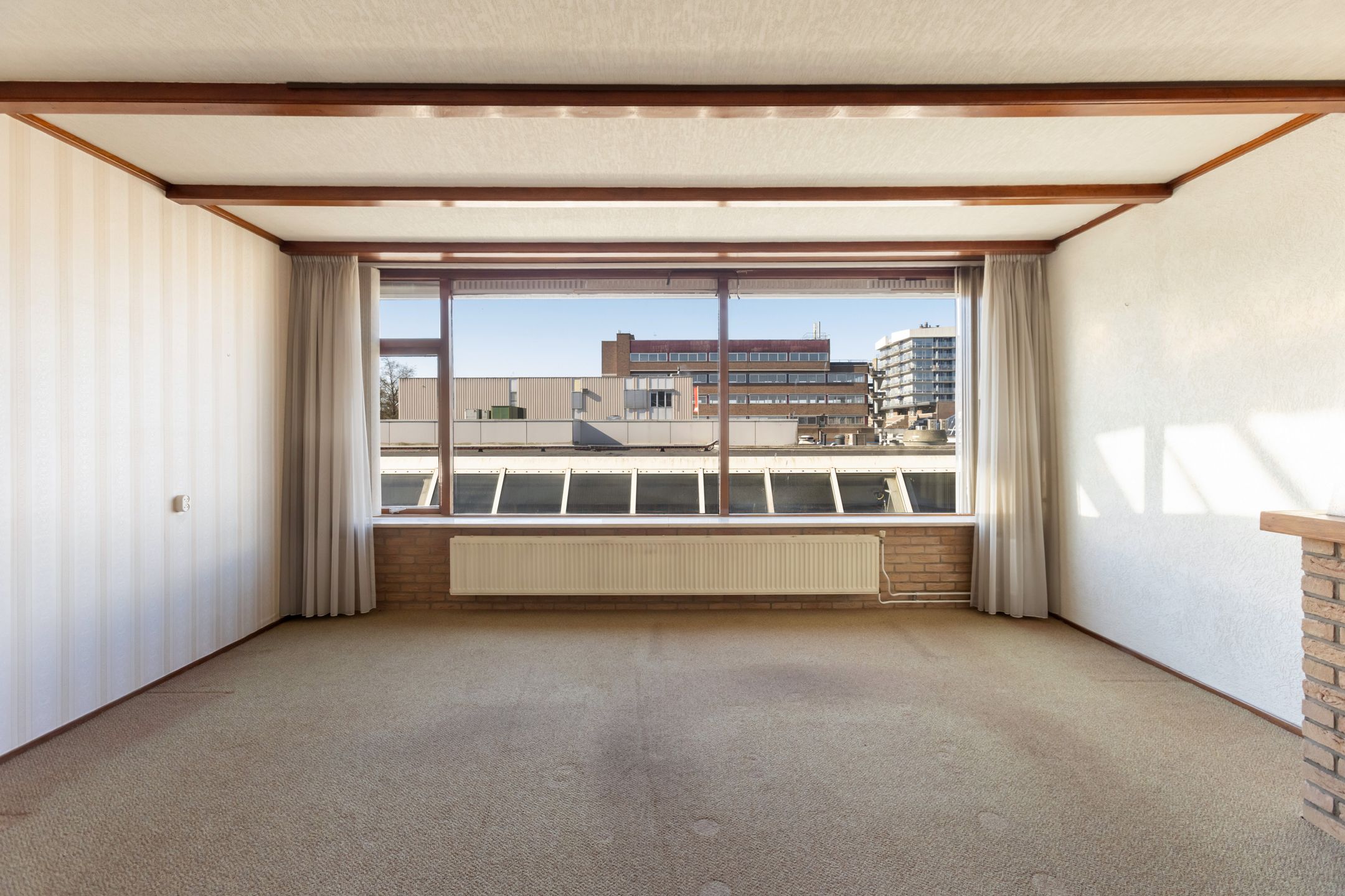 Foto 9 van Raadhuisplein 40