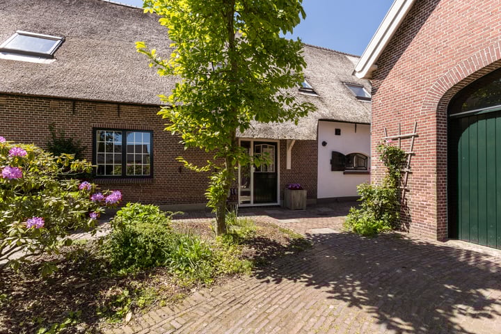 Foto 5 van Zuidzijde 125-E