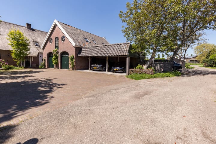 Photo 61 of Zuidzijde 125-E