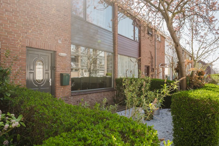 Photo 9 of Lobeliastraat 36