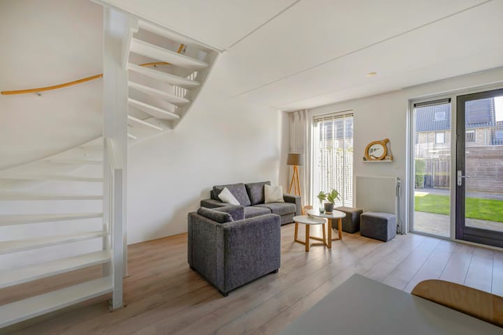 Foto 10 van Boterbloemhof 19