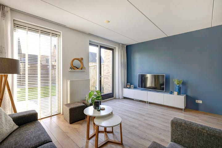 Foto 11 van Boterbloemhof 19