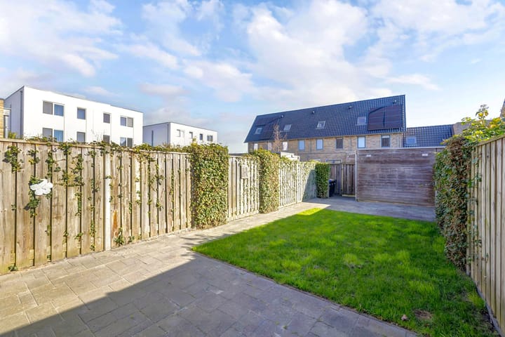 Foto 15 van Boterbloemhof 19