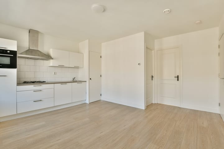 Foto 6 van Jan van Galenstraat 305-3