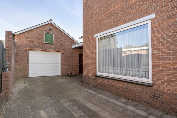 Photo 6 of Voorstraat 10