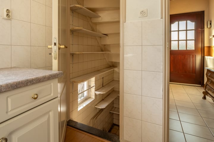 Photo 11 of Voorstraat 10