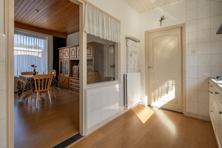 Photo 12 of Voorstraat 10