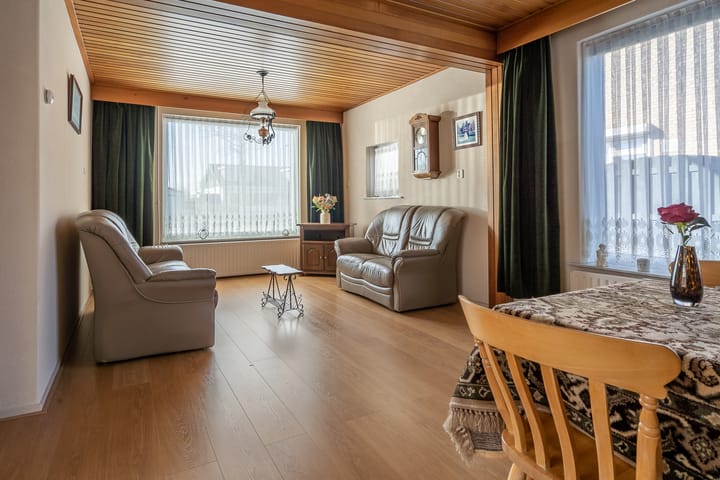 Photo 13 of Voorstraat 10