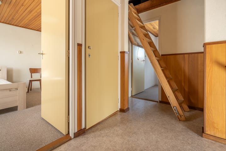 Photo 21 of Voorstraat 10