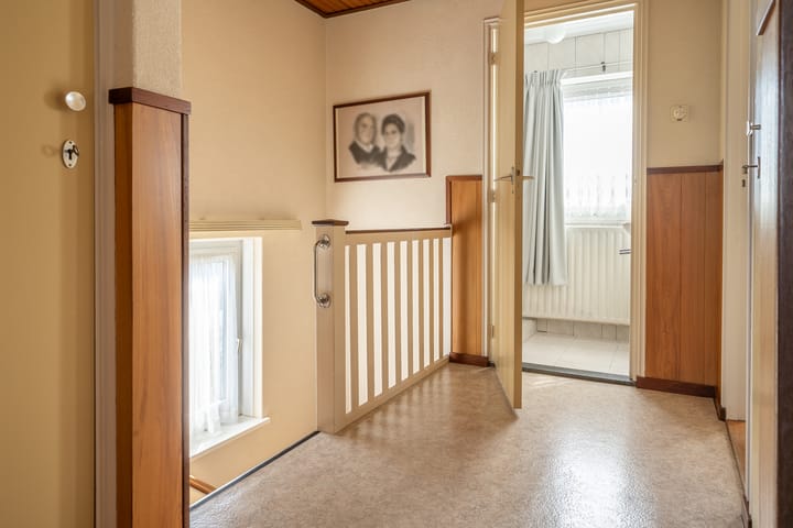 Photo 22 of Voorstraat 10