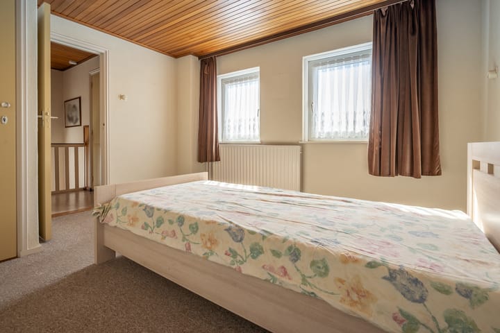 Photo 24 of Voorstraat 10