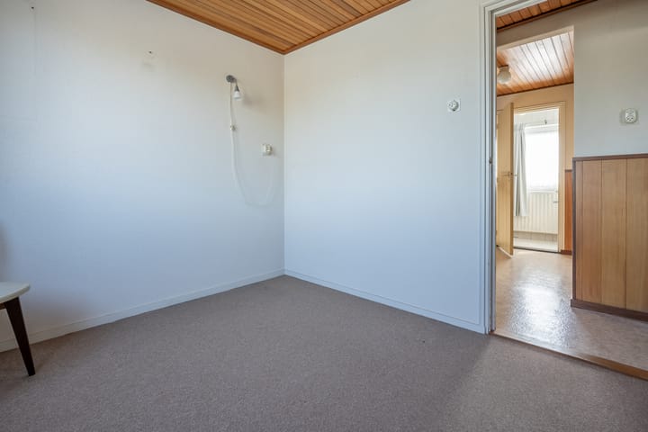 Photo 30 of Voorstraat 10