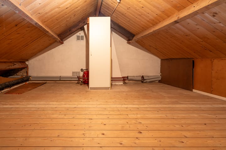 Photo 32 of Voorstraat 10