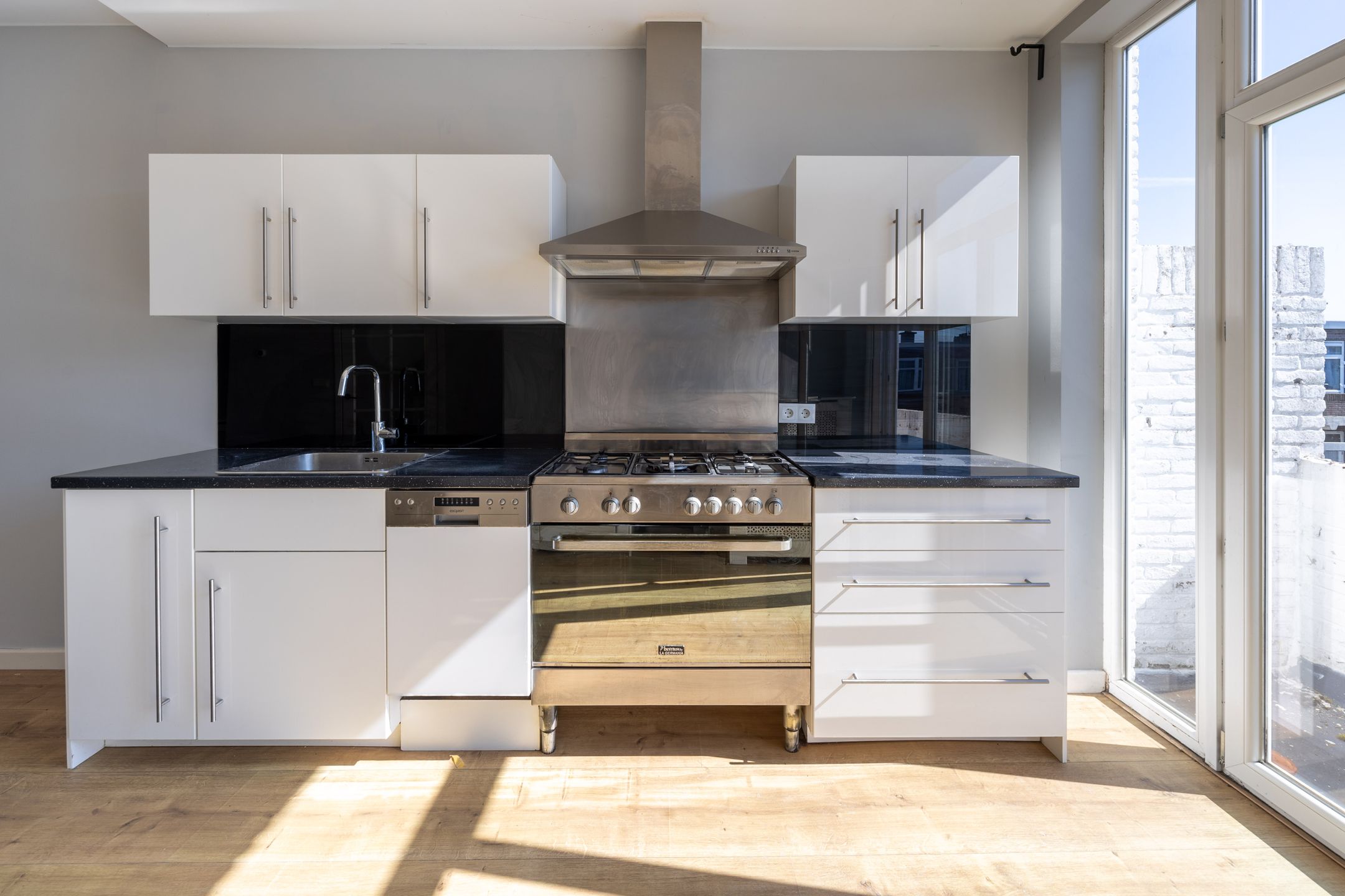 Foto 12 van Harderwijkstraat 339